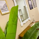 Viva La Vida Hospitality - Bari