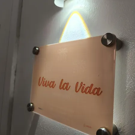 Viva La Vida Hospitality - *