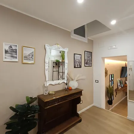 Viva La Vida Hospitality - *