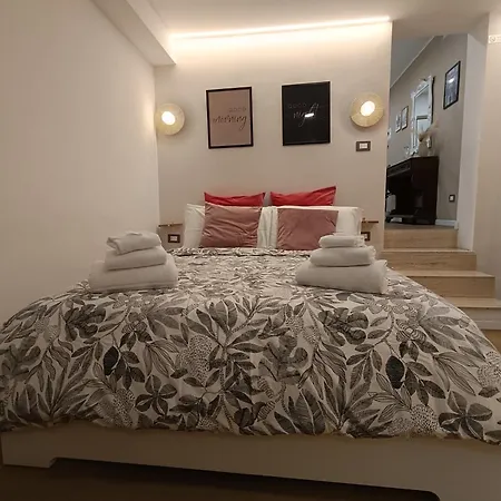 Viva La Vida Hospitality -