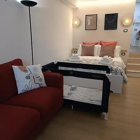 Viva La Vida Hospitality - *