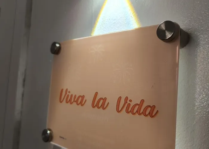 Viva La Vida Hospitality - *
