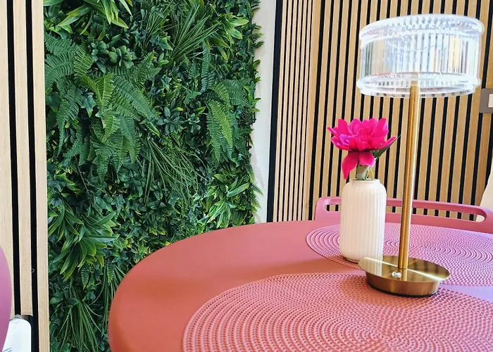 Viva La Vida Hospitality - Бари